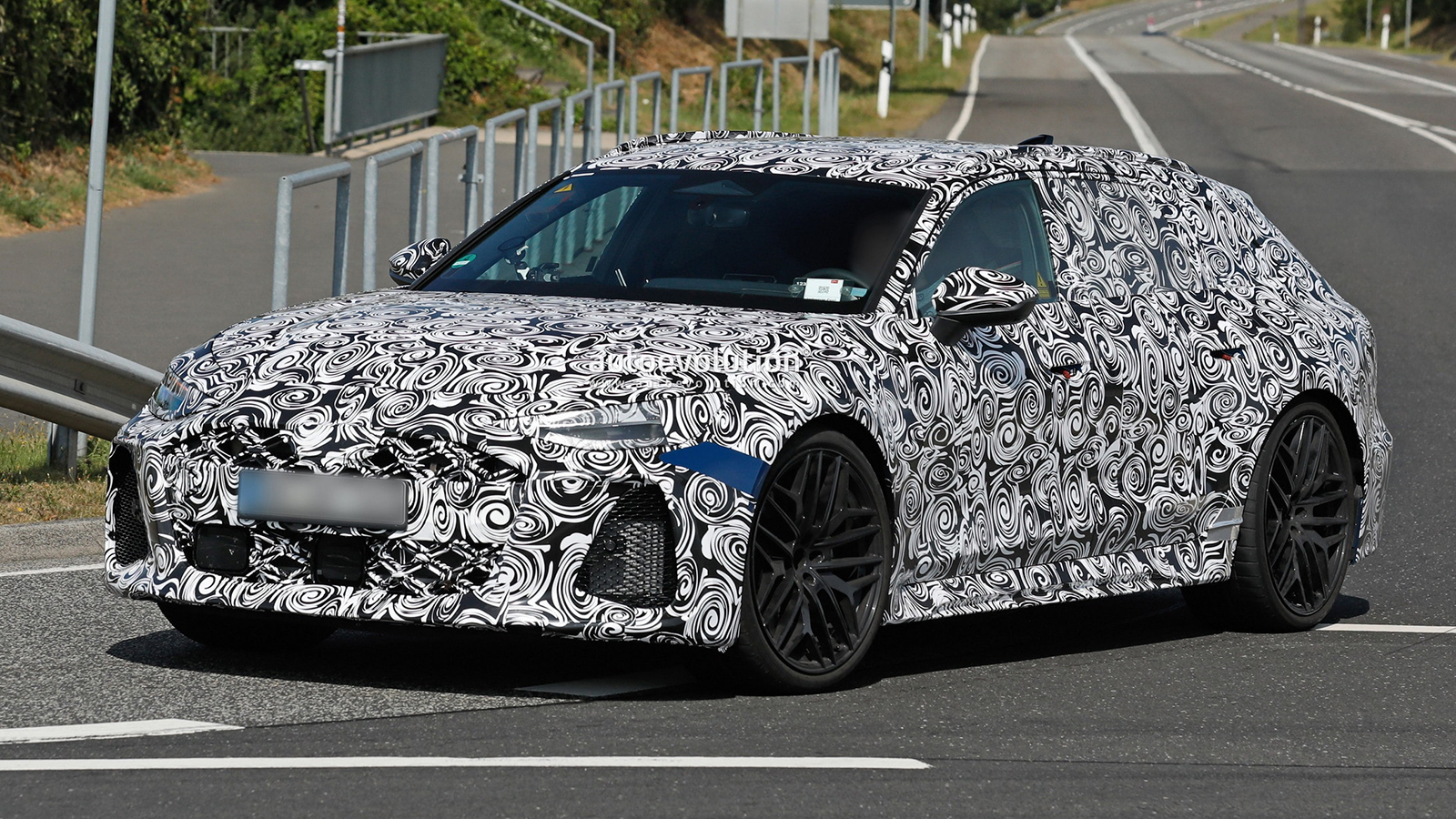 Νέο Audi RS6 Avant: Συνεχίζει τις δοκιμές -PHEV με 710+ άλογα 